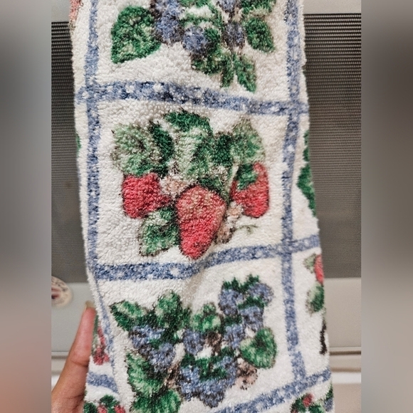Hand Crafted handmade  green crochet top kitchen dish towels strawberry rustic - Picture 12 of 16